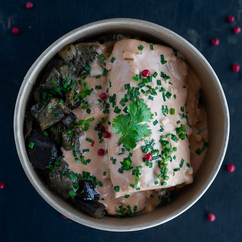Dos de cabillot, aubergines, quinoa et sauce aurore (Allergènes : poissons, lactose)